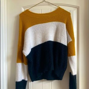 ambiance apparel sweater. medium
